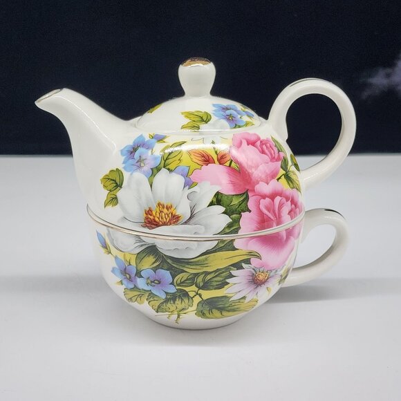 Grace Teaware Floral Porcelain Teapot & Cup Set For One 12 Oz Capacity White - Picture 1 of 7